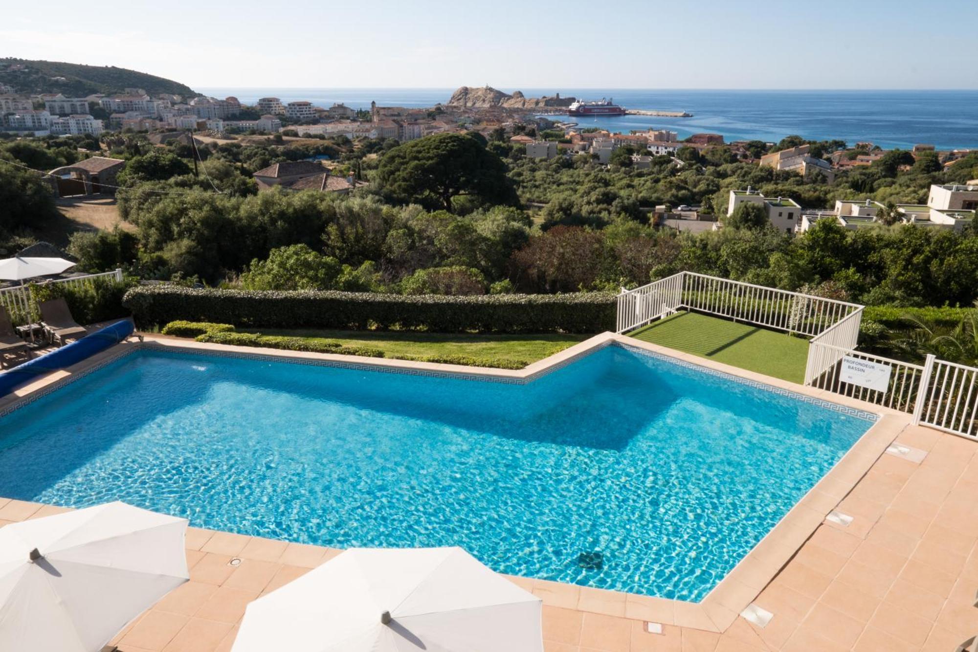 Hotel Funtana Marina LʼÎle-Rousse Eksteriør billede