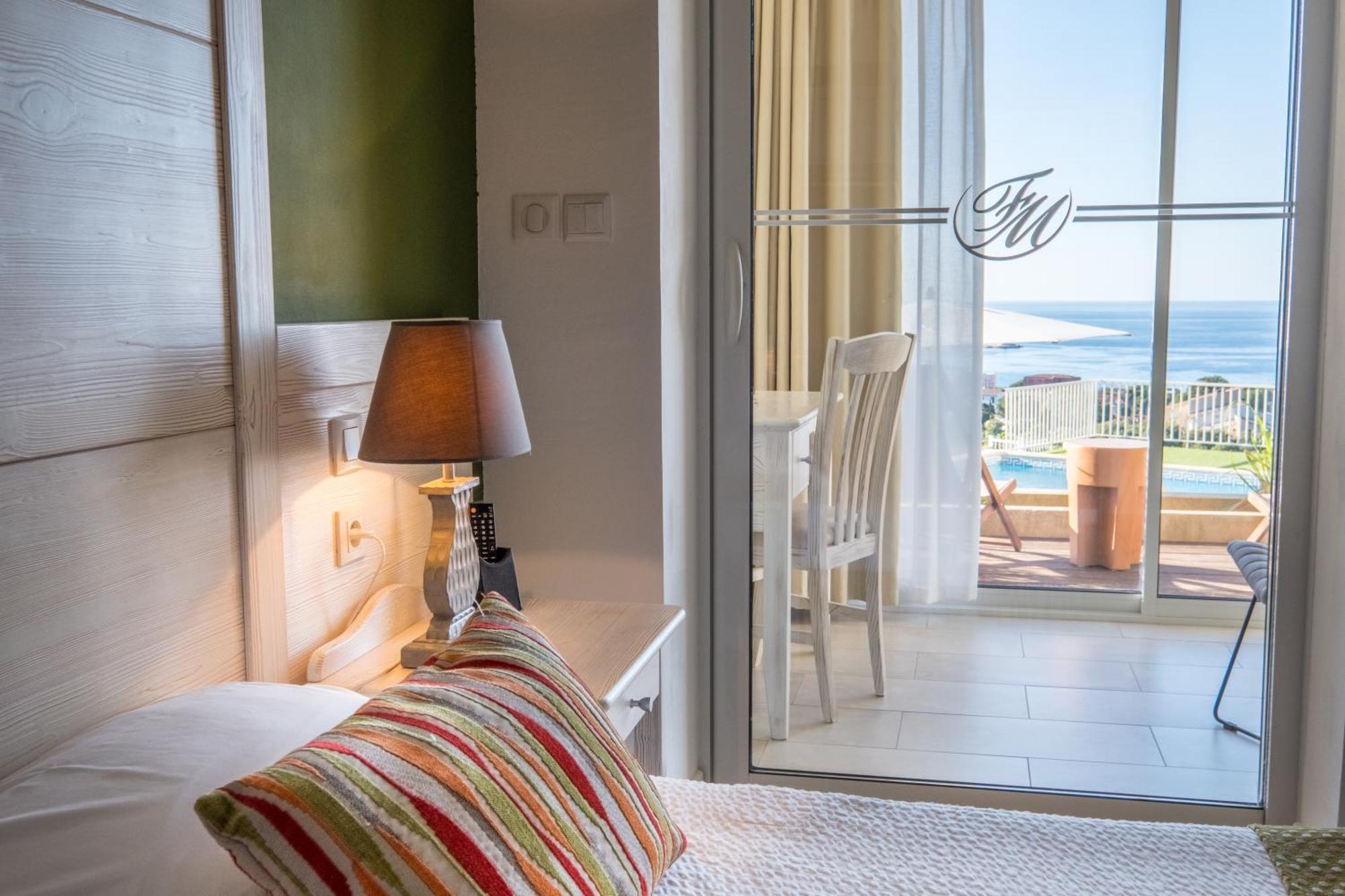 Hotel Funtana Marina LʼÎle-Rousse Eksteriør billede