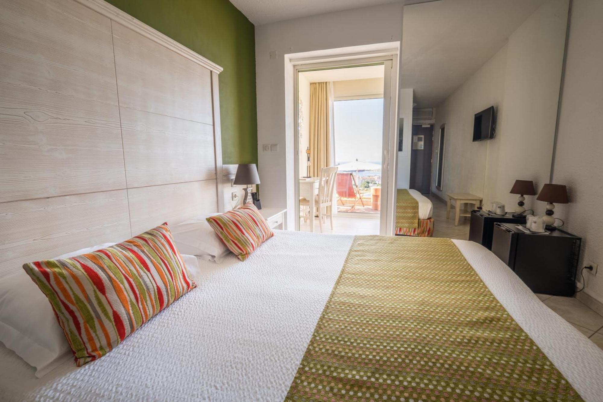 Hotel Funtana Marina LʼÎle-Rousse Eksteriør billede