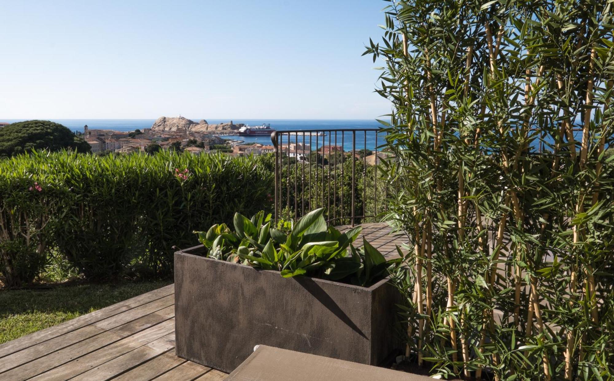 Hotel Funtana Marina LʼÎle-Rousse Eksteriør billede